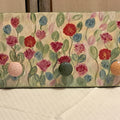 Porte-manteau fleuri sur bois recyclé - Objet peint unique